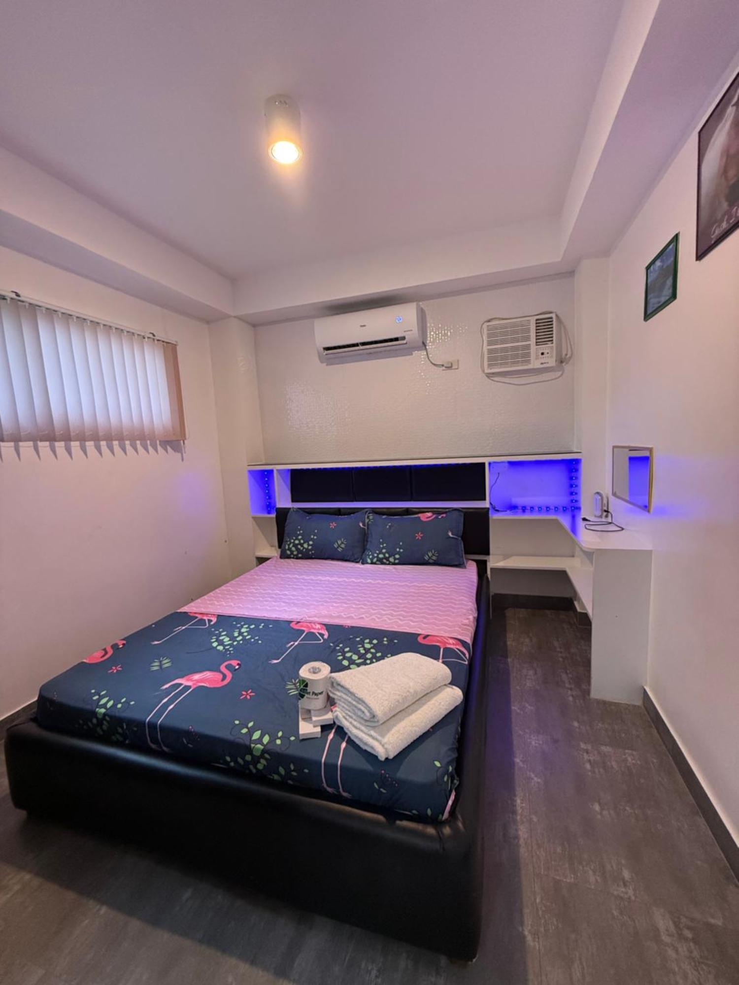 Logan Apartments Santa Fe  Luaran gambar